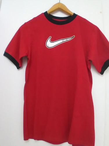 Remera Nike  Talle S  Hombre   Usada