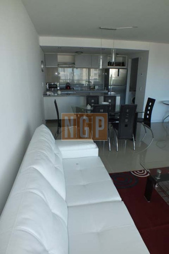 Imagen 10 de 30 de Be Punta Piso Alto Al Frente