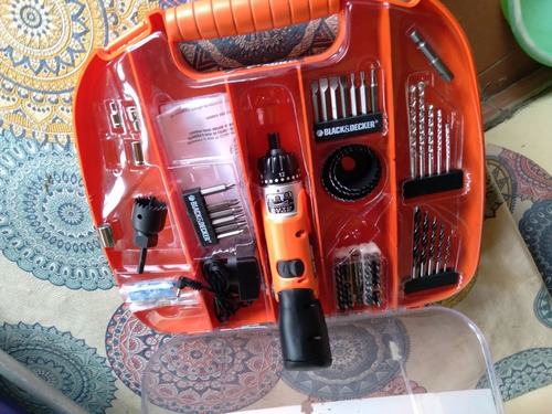 Imagen 4 de 10 de Kit 75 Acc -atornillador- Black Y Decker -poco Uso -perfect
