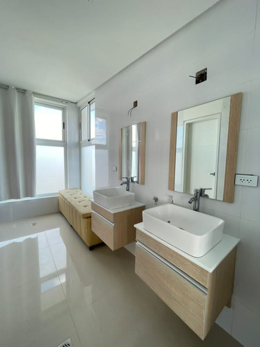 Imagen 10 de 15 de Bellisimo Townhouse En Tucacas, Res Puerto Morrocoy