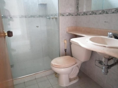 Apartamento En Arriendo