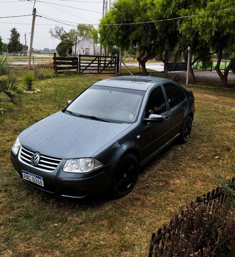 Volkswagen  Bora Trendline Bora 2.0 Automático 