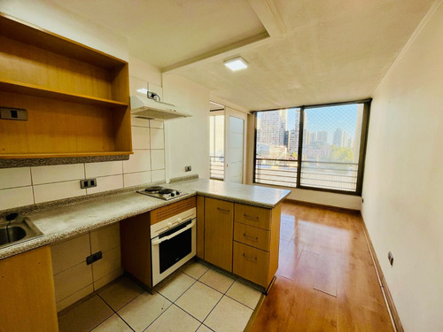 Oportunidad: Se Vende Departamento Metro Santa Ana + Bodega