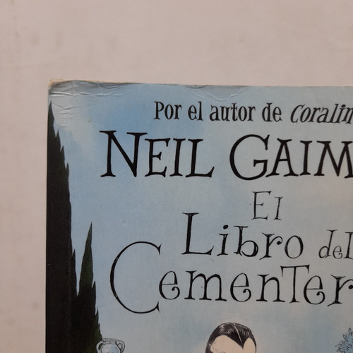 El Libro Del Cementerio (detalle). N. Gaiman. Roca Jr. (Usado)