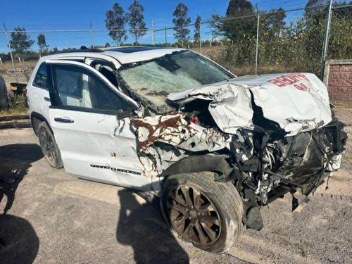 Grand Cherokee V8 4x4 2018 Por Partes, Yonke