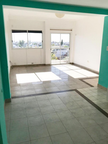 Imagen 6 de 10 de Excelente Departamento 2 Amplios Ambientes