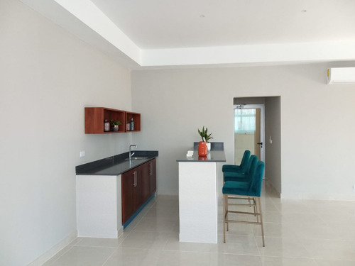 Apartamento De 3 Habitaciones En Bella Vista