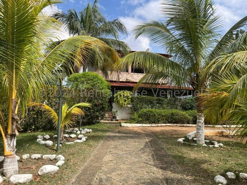 Mayra Lara Rah Vende Amplia Y Bella Casa Campestre En Conjunto Privado, El Manzano, Son 4.197mts2, 3 Hab., 4 Baños, Anexo Para El Servicio, Piscina, Tanque Subterráneo Con Bombas E Hidroneumático