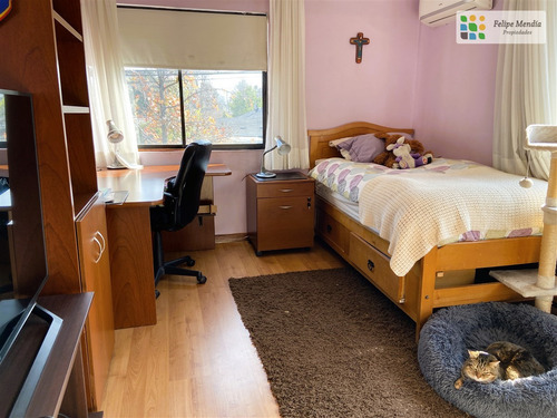 Casa 2 Pisos,remodelada,3dorm. 2 Baños