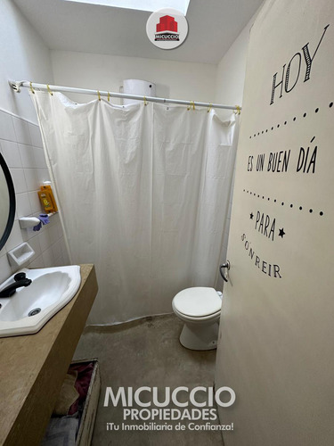 Casa En Venta, Mateo Gelves 675, Escobar, A Metros Del Centro