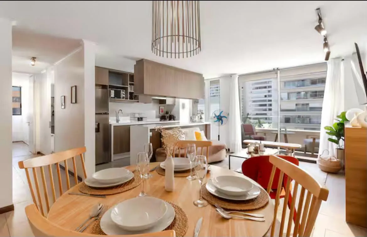 Imagen 2 de 26 de Moderno Departamento En Las Condes A Pasos De Parque Arauco