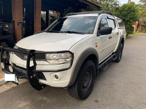 Mitsubishi L200 3.2 Triton Savana Cab. Dupla 4x4 4p