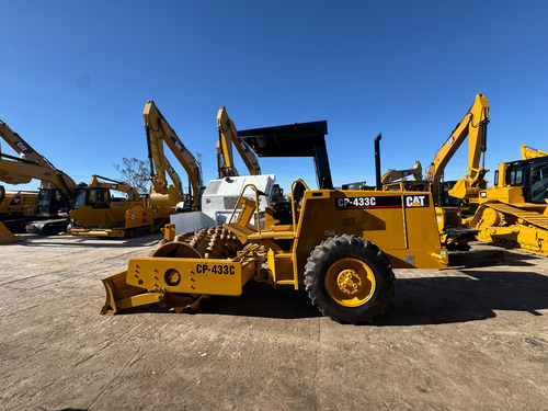 Vibrocompactador Pata De Cabra Cp433c Caterpillar
