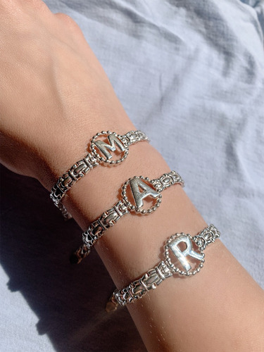 Imagen 5 de 6 de Importante Pulsera De Plata Con Iniciales Personalizado