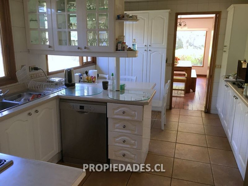 Casa En Condominio En Venta En Lo Barnechea