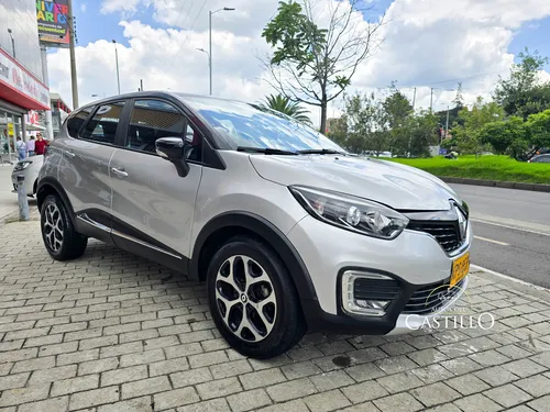 Renault Captur 2.0 Intens Automática