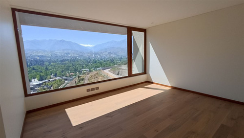 Casa En Venta En Lo Barnechea