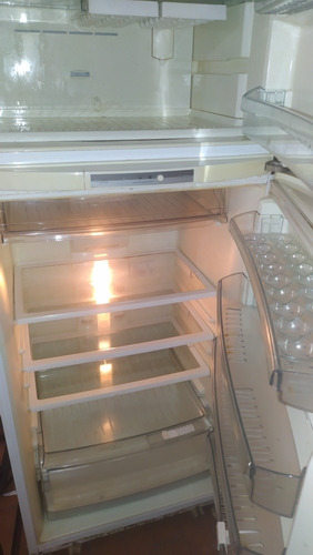 Imagen 4 de 5 de Heladera Whirlpool No Frost A Reparar