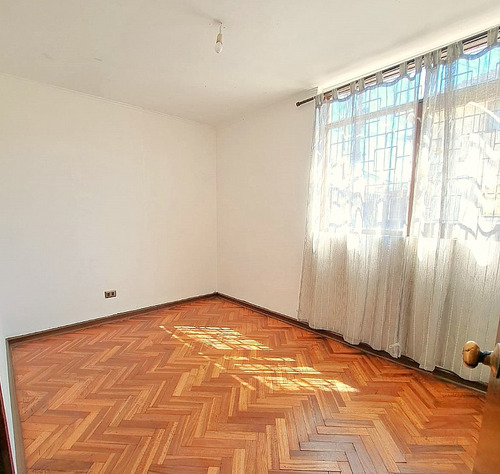 Casa Con Excelente Ubicación En Providencia