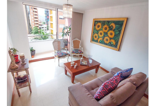 Apartamento Cerca A La Upb En El Corazón De Laureles