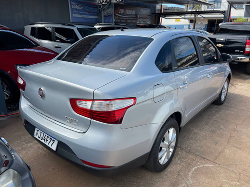Imagem 4 de 6 de Fiat Grand Siena 1.4 Mpi Attractive 8v Flex 4p Manual