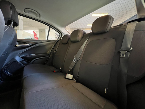 Fiat Cronos PRECISION 1.8 Flex Automático