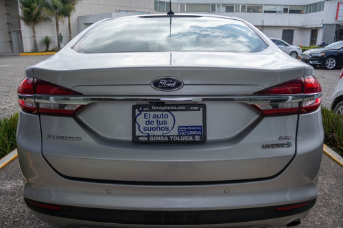 Imagen 4 de 15 de Ford Fusion 2017