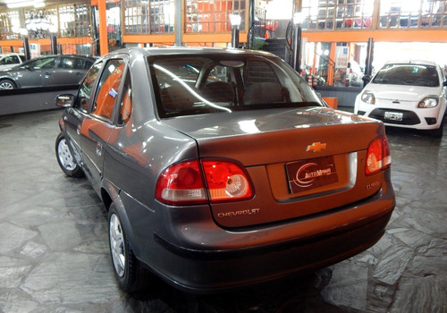 Imagen 7 de 16 de Chevrolet Classic Corsa Ls Spirit 1.4 - Unico Dueño