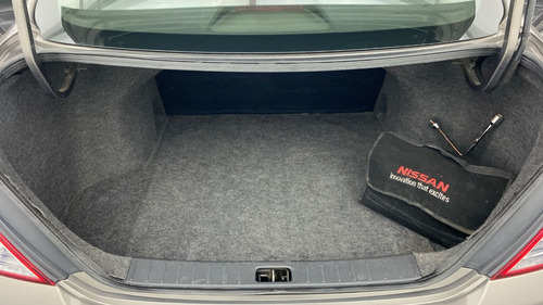 Nissan Versa 1.6 Advance