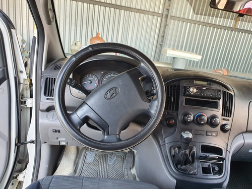 Hyundai Starex Minivan