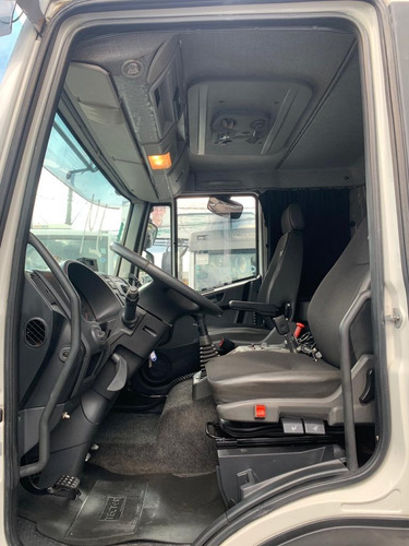 Iveco Tector 240e28 Bi-truck 14/14 Baú Frigorífico