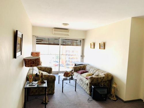 Venta: 2 Dormitorios C/ Dependencia Cocina Con Comedor Diario Torre Muy Luminoso