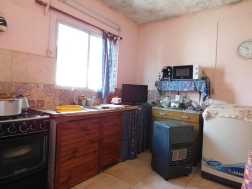 Imagen 10 de 15 de Casa De 3 Dormitorios Padrón Único, Solar De 500 M2 Próximo A Cnel Raíz Y Br Batlle Y Ordoñez