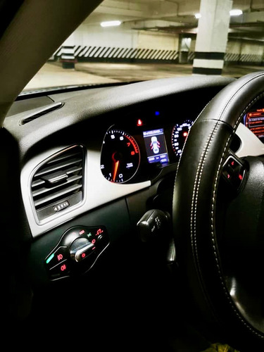 Audi A4 1.8 turbo FSI multitronic, luxury