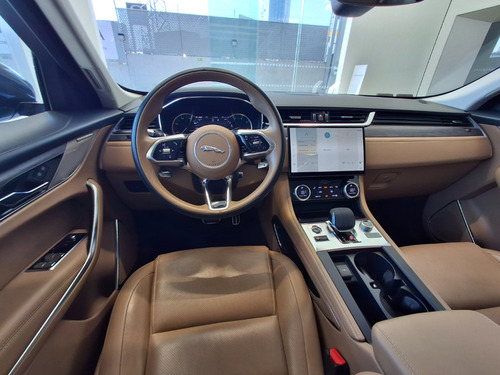 Jaguar F Pace 2023