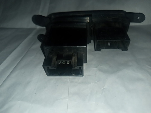 Imagen 3 de 6 de Interruptor Luz De Tablero Hyundai Elantra
