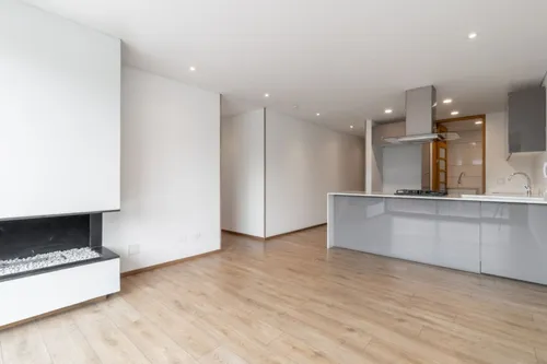 Apartamento En Venta En Chicó Navarra. Cod V10046