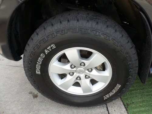 Toyota Hilux Doble Cabina 4x4 3.0 Mt