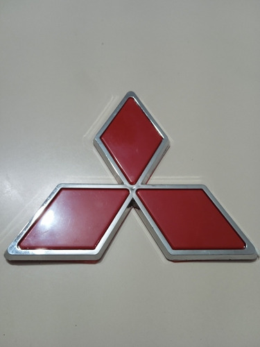 Emblema Logo Frontal Rojo Para Mitsubishi Montero.