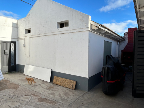 Venta Casa 3 Dormitorios Barrio Noroeste Con Cochera