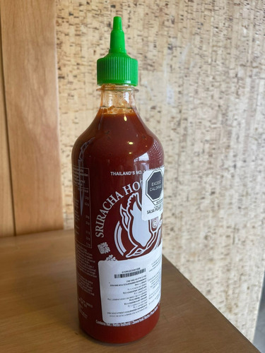 Salsa Sriracha Sauce Botella De 730 Ml.