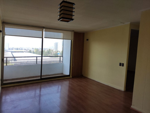 Se Arrienda Espacioso Departamento En Excelente Ubicación