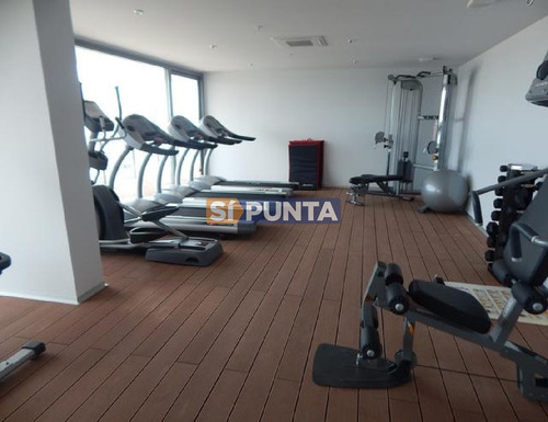 Imagen 25 de 28 de Torre De Categoría Con Piscina En Piso 16