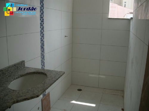 Imagem 4 de 12 de Apartamento Próximo Do Clube Aramaçan - 948