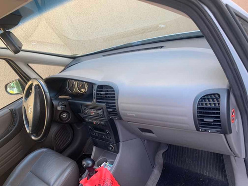 Chevrolet Zafira Elite 2.0