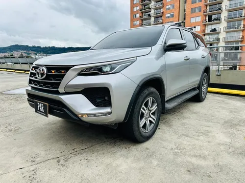 Toyota Fortuner Srv 2.4 Turbo Diesel Automatica 2022