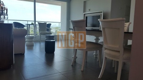 Hermoso Apto, Con Servicios-ref:16720