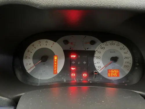 Renault Clio 1.6 Expression At 4x2 2012