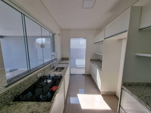 Imagem 4 de 15 de Casa Para Venda Em Guarapuava, Santana, 3 Dormitórios, 1 Suíte, 2 Banheiros, 2 Vagas - Cs-0096_2-1220924