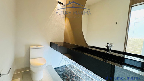 Lujosa Casa Nueva En Venta Villa Universitaria Zapopan